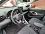 Toyota Yaris 1.5 Hybrid NIEUW VOORRAADVOORDEEL NU €23.900! NORMAAL €27.195! CAMERA CLIMA AD-CRUISE APPLE/ANDROID BLUETOOTH AD-CRUISE REGEN/LICHTSENSOR NIEUW!