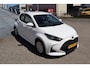 Toyota Yaris 1.5 Hybrid Active Dealeronderhouden! Orig. NL Achteruitrijcamera/Apple carplay/Adaptieve Cruise control/Lane assist/Climate control/DAB/Bluetooth
