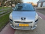 Peugeot 5008 1.6 THP Style 7p. Clima Pano