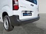 Citroën Berlingo L1 1.5 BlueHDi 100pk | BPM vrij | Achterdeuren met ramen | Raam in tussenschot | Airco | Cruise control | Bluetooth Radio | Multimedia | Houten vloer in laadruimte | voor €21.995 ex. BTW rijklaar