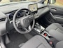 Toyota Corolla Cross 2.0 Hybrid 180 DYNAMIC NIEUW DIRECT LEVERBAAR! BLIND SPOT STOEL/STUURVERW KEYLESS 18'' LM-VELGEN APPLE/ANDROID NAVI CLIMA AD-CRUISE PARK-SENSOREN