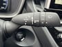 Toyota Corolla Cross 2.0 Hybrid 180 DYNAMIC NIEUW DIRECT LEVERBAAR! BLIND SPOT STOEL/STUURVERW KEYLESS 18'' LM-VELGEN APPLE/ANDROID NAVI CLIMA AD-CRUISE PARK-SENSOREN