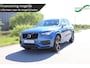 Volvo XC90 2.0 T8 Twin Engine AWD R-Design | 7 zitter | trekhaak | stuur & stoelverwarming | panodak | hud | virtual cockpit