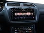 Volkswagen Tiguan 1.4 TSI eHybrid R-Line Business 245PK | Trekhaak | Led | Panoramadak | Camera | Stoel/stuurverwarming | Side assist