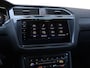 Volkswagen Tiguan 1.4 TSI eHybrid R-Line Business 245PK | Trekhaak | Led | Panoramadak | Camera | Stoel/stuurverwarming | Side assist