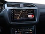 Volkswagen Tiguan 1.4 TSI eHybrid R-Line Business 245PK | Trekhaak | Led | Panoramadak | Camera | Stoel/stuurverwarming | Side assist