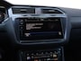 Volkswagen Tiguan 1.4 TSI eHybrid R-Line Business 245PK | Trekhaak | Led | Panoramadak | Camera | Stoel/stuurverwarming | Side assist