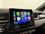Renault Captur 145PK E-Tech Hybrid SL Rive Gauche Automaat | 1e eigenaar | Camera | Climate Control | Navi | Apple CarPlay/Android Auto | Cruise Control | Lichtmetalen Velgen Hoogglans Zwart | Licht & Regen Sensor |