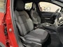 Renault Captur 145PK E-Tech Hybrid SL Rive Gauche Automaat | 1e eigenaar | Camera | Climate Control | Navi | Apple CarPlay/Android Auto | Cruise Control | Lichtmetalen Velgen Hoogglans Zwart | Licht & Regen Sensor |
