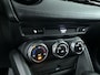 Mazda CX-3 2.0 SkyActiv-G 120 PK Dynamic | NL-Auto | Automaat | Navigatie | Cruise Control | Climate Controle | Stoelverwarming | Parkeersensoren | LM-velgen |