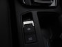Volkswagen T-Roc 1.5 TSI Sport Business R 150PK DSG Panoramadak, Trekhaak, Keyless, Side Assist, Stoelverwarming, 19" LM Velgen, Elektr. Achterklep, Achteruitrijcamera