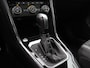 Volkswagen T-Roc 1.5 TSI Sport Business R 150PK DSG Panoramadak, Trekhaak, Keyless, Side Assist, Stoelverwarming, 19" LM Velgen, Elektr. Achterklep, Achteruitrijcamera