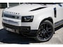 Land Rover Defender 110 P300e 110 Dynamic HSE Edition l Cold Climate pack l Black exterior Pack l Head-UP Display l Elektrische trekhaak l