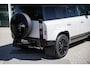 Land Rover Defender 110 P300e 110 Dynamic HSE Edition l Cold Climate pack l Black exterior Pack l Head-UP Display l Elektrische trekhaak l