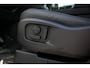 Land Rover Defender 110 P300e 110 Dynamic HSE Edition l Cold Climate pack l Black exterior Pack l Head-UP Display l Elektrische trekhaak l