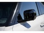 Land Rover Defender 110 P300e 110 Dynamic HSE Edition l Cold Climate pack l Black exterior Pack l Head-UP Display l Elektrische trekhaak l