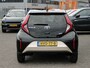 Toyota Aygo X 1.0 VVT-i Pulse + Draaghaak! Carplay | Stoelverwarming | Bi-Tone
