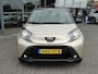 Toyota Aygo X 1.0 VVT-i Pulse + Draaghaak! Carplay | Stoelverwarming | Bi-Tone