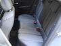 Peugeot e-2008 SUV Allure Avantage 156pk 54kWh | Draadloze telefoonlader | Navigatie | Parkeersensoren