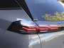 Peugeot e-2008 SUV Allure Avantage 156pk 54kWh | Draadloze telefoonlader | Navigatie | Parkeersensoren