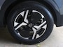 Peugeot e-2008 SUV Allure Avantage 156pk 54kWh | Draadloze telefoonlader | Navigatie | Parkeersensoren