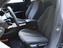 Peugeot e-2008 SUV Allure Avantage 156pk 54kWh | Draadloze telefoonlader | Navigatie | Parkeersensoren