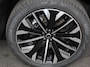 Volvo XC90 2.0 T8 Plug-in hybrid AWD Plus Dark 7 persoons Navigatie Apple Carplay/Android Auto 360 Camera Parkeersensoren Adaptive Cruise Control Full LED Stoel- en stuurverwarming Memory stoelen Climate Control Lichtmetalen velgen