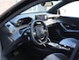 Peugeot e-2008 SUV Allure Avantage 156pk 54kWh | Draadloze Telefoonlader | Navigatie | Parkeersensoren