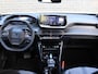 Peugeot e-2008 SUV Allure Avantage 156pk 54kWh | Draadloze Telefoonlader | Navigatie | Parkeersensoren