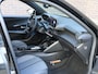 Peugeot e-2008 SUV Allure Avantage 156pk 54kWh | Draadloze Telefoonlader | Navigatie | Parkeersensoren