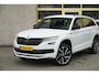 Skoda Kodiaq 1.5 TSI 150PK! Automaat Sportline Business BJ2020 Lmv 20" | Led V+A | Pdc | Achteruitrijcamera | App-Connect | Navi | Virtual cockpit | Climate control | Cruise control | Elek. Be stoel+Mem | Sportstoelen/Sportstuur | Verwarmde voorstoelen | Zwarte hemel