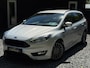 Ford Focus Wagon 1.0 140PK ST-Line 1e eigenaar DealerOH Navigatie Camera Cruise NIEUWSTAAT!