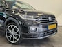 Volkswagen T-Cross 1.0 TSI Style Business R VCP Stoelverwarming Navigatie 24 Maanden garantie* (Vraag naar de voorwaarden)