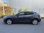 Mazda 3 2.0 SkyActiv-G 120 GT-M / AUTOMAAT / LEER / NAVI / HEAD-UP / 93dkm! NAP!