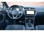 Volkswagen Tiguan 1.4 TSI eHybrid R-Line Business+ VIRTUAL / EL.TREKHAAK / CAMERA / IQ-LIGHT / SFEERVERLICHTING / CARPLAY