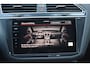 Volkswagen Tiguan 1.4 TSI eHybrid R-Line Business+ VIRTUAL / EL.TREKHAAK / CAMERA / IQ-LIGHT / SFEERVERLICHTING / CARPLAY