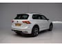 Volkswagen Tiguan 1.4 TSI eHybrid R-Line Business+ VIRTUAL / EL.TREKHAAK / CAMERA / IQ-LIGHT / SFEERVERLICHTING / CARPLAY