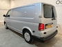 Volkswagen Transporter 2.0 TDI L2H1 150 PK Automaat / Euro 6 / Airco / CarPlay / PDC / Cruise Control / Navigatie / 3-Zits