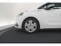 Peugeot 208 PureTech 82 Signature | Parkeersensoren | Apple Carplay | Navigatie