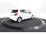Peugeot 208 PureTech 82 Signature | Parkeersensoren | Apple Carplay | Navigatie