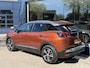 Peugeot 3008 1.2 Turbo 130PK Allure Automaat | Lage Km stand: 47800 | Panorama Schuif-Kanteldak | Afneembare Trekhaak | All Season Banden | LED Verlichting | Navigatie | Stoelverwarming | Dakrails |