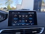 Peugeot 3008 1.2 Turbo 130PK Allure Automaat | Lage Km stand: 47800 | Panorama Schuif-Kanteldak | Afneembare Trekhaak | All Season Banden | LED Verlichting | Navigatie | Stoelverwarming | Dakrails |