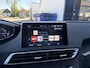 Peugeot 3008 1.2 Turbo 130PK Allure Automaat | Lage Km stand: 47800 | Panorama Schuif-Kanteldak | Afneembare Trekhaak | All Season Banden | LED Verlichting | Navigatie | Stoelverwarming | Dakrails |