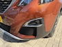 Peugeot 3008 1.2 Turbo 130PK Allure Automaat | Lage Km stand: 47800 | Panorama Schuif-Kanteldak | Afneembare Trekhaak | All Season Banden | LED Verlichting | Navigatie | Stoelverwarming | Dakrails |