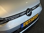 Volkswagen Golf 1.5 TSI R-LINE l SFEERVERL l STOEL/STUURVERW l ACC l ECC l CARPLAY l