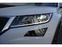 Skoda Kodiaq 1.5 TSI/Wegklapbare trekhaak/Camera/Leer-Stof/ Moon white metallic.