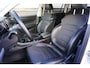 Skoda Kodiaq 1.5 TSI/Wegklapbare trekhaak/Camera/Leer-Stof/ Moon white metallic.