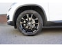 Skoda Kodiaq 1.5 TSI/Wegklapbare trekhaak/Camera/Leer-Stof/ Moon white metallic.