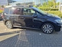 Volkswagen Touran 1.5 TSI R-line 7p carplay navi camera virtual cockpit. panoramdak keyless trekhaak