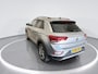 Volkswagen T-Roc 1.5 TSI 150pk DSG Life 75 Edition · Camera · Apple/Android Car Play · Trekhaak · Navigatie · P-Sensoren · Park Assist · 17'' Inch ·